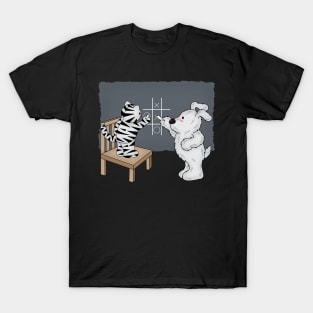 Cat and dog playing tic tac toe T-Shirt